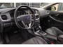 Volvo V40 1.6 T4 Summum R-design velgen | 180 pk | Automaat | 2e eigenaar | Leer | Camera | Xenon | PDC | Navi | Sportstuur | Cruise control | Climate control | 17 inch