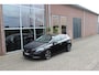 Volvo V40 1.6 T4 Summum R-design velgen | 180 pk | Automaat | 2e eigenaar | Leer | Camera | Xenon | PDC | Navi | Sportstuur | Cruise control | Climate control | 17 inch