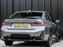 BMW 3-Serie 330e | M-Sport | NL auto | Facelift | Stoelverwarming | Camera | Ambiance Interieur | Shadowline | Led Koplampen |