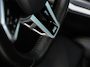 BMW 3-Serie 330e | M-Sport | NL auto | Facelift | Stoelverwarming | Camera | Ambiance Interieur | Shadowline | Led Koplampen |