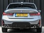 BMW 3-Serie 330e | M-Sport | Facelift | Shadowline | Led Koplampen | Camera | NL auto | Stoelverwarming