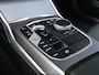 BMW 3-Serie 330e | M-Sport | Facelift | Shadowline | Led Koplampen | Camera | NL auto | Stoelverwarming