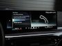 BMW 3-Serie 330e | M-Sport | NL auto | Facelift | Stoelverwarming | Camera | Ambiance Interieur | Shadowline | Led Koplampen |