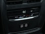 BMW 3-Serie 330e | M-Sport | Facelift | Shadowline | Led Koplampen | Camera | NL auto | Stoelverwarming