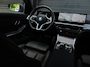 BMW 3-Serie 330e | M-Sport | NL auto | Facelift | Stoelverwarming | Camera | Ambiance Interieur | Shadowline | Led Koplampen |