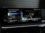 BMW 3-Serie 330e | M-Sport | NL auto | Facelift | Stoelverwarming | Camera | Ambiance Interieur | Shadowline | Led Koplampen |