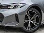 BMW 3-Serie 330e | M-Sport | Facelift | Shadowline | Led Koplampen | Camera | NL auto | Stoelverwarming