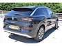 Volkswagen T-Roc 1.5 eTSI 115PK DSG Life First Edition | Multimedia Pakket | Dode-hoek detectie | Elektrisch wegklapbare trekhaak | Schuif-kanteldak | VERLENGDE GARANTIE