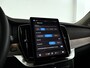 Volvo XC90 T8 Plug-in hybrid AWD Ultra Dark SOH 100% | Panoramadak | 360º camera | Luchtvering | Head- Up display | Bowers & Wilkins | Stoelventilatie | Trekhaak