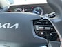 Kia Niro Hybrid 1.6 GDi 141pk Automaat DynamicPlusLine | Trekhaak 1300kg | Schuifdak | Leer | Stoel&Stuurverwarming | Blindspot | Dealeronderhouden |
