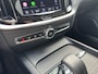 Volvo V60 2.0 B4 Core | Apple Carplay/Android Auto|telefoonintegratie premium | Audio installatie | Cruise control adaptief met Stop&Go en stuurhulp