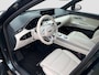 Genesis GV70 77kWh 490pk AWD Dual Motor Sport | Elektrisch | Full LED verlichting | Stoelverwarming/ Koeling & Massage | 360 Camera | Carplay | Stoelgeheugen | Elektrische achterklep | Warmtepomp | Elektrische stuurkolom