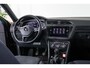 Volkswagen Tiguan 1.5 TSI R-line Panoramadak, Camera, LED, Keyless, ACC, Massage