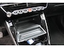 Peugeot e-2008 EV Allure Pack 50 kWh Airco Camera Carplay Dealer onderhouden, nieuwstaat