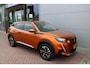 Peugeot e-2008 EV Allure Pack 50 kWh Airco Camera Carplay Dealer onderhouden, nieuwstaat
