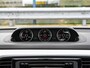 Volkswagen Beetle 1.6 TDI Design 105 PK | Bi-xenon | Fender Audio | Cruise Control | ECC | Stoelverwarming | Navigatie | Trekhaak | 17"