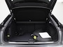 Audi Q3 1.5 200kW e-hybrid S edition 272 PK | Navigatie | Apple Carplay | Adaptieve Cruise Control | Achteruitrij Camera | 19" Lm Velgen | Lederen bekleding | Airco