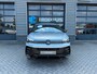 Volkswagen Tiguan R-Line Edition - eHybrid | Trekhaak | 'App-Connect' draadloze smartphone integratie | Achteruitrijcamera (Rear View) | Automatische afstandsregeling (Adaptive Cruise Control)