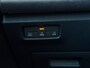 Volkswagen Tiguan R-Line Edition - eHybrid | Trekhaak | 'App-Connect' draadloze smartphone integratie | Achteruitrijcamera (Rear View) | Automatische afstandsregeling (Adaptive Cruise Control)