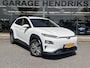 Hyundai Kona Electric EV Premium 64 kWh | SOH: 97,6% | 3 Fase | Full Options | NAP | Leder | Stoelkoeling & Verwarming | LED | Blind-spot | Lage Km-stand! |
