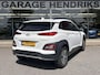 Hyundai Kona Electric EV Premium 64 kWh | SOH: 97,6% | 3 Fase | Full Options | NAP | Leder | Stoelkoeling & Verwarming | LED | Blind-spot | Lage Km-stand! |