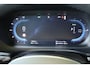 Volvo V60 T6 Plug-in hybrid AWD Plus Dark | Trekhaak | 360 graden camera | Verwarmbare voorstoelen, achterbank en stuurwiel | Premium audio by Harman Kardon | Adaptieve cruise control | Verwarmbare achterbank | Apple carplay/Android auto
