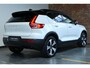 Volvo XC40 Recharge Core | Comfortstoelen | Stoelverwarming | Stuurwielverwarming | Draadloze telefoonlader | Adaptive Cruise Control | Parkeersensoren voor + achter | Parkeercamera |