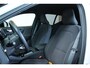 Volvo XC40 Recharge Core | Comfortstoelen | Stoelverwarming | Stuurwielverwarming | Draadloze telefoonlader | Adaptive Cruise Control | Parkeersensoren voor + achter | Parkeercamera |