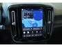 Volvo XC40 Recharge Core | Comfortstoelen | Stoelverwarming | Stuurwielverwarming | Draadloze telefoonlader | Adaptive Cruise Control | Parkeersensoren voor + achter | Parkeercamera |