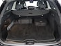 Mercedes-Benz GLC 300e 4MATIC AMG Line | Luchtvering | Panoramadak | Rijassistentie | Trekhaak | Treeplanken | Burmester | Memory | 360 camera | Achterasbesturing |