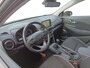Hyundai Kona 1.0T Essence | Trekhaak | Navigatie | Parkeercamera |