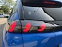 Peugeot 2008 1.2 Turbo 130 PK Allure Pack | Trekhaak 1200 KG | Navigatie | 3D Virtual Cockpit | Stoelverwarming | LED Verlichting | Half Lederen Bekleding | Keyless Start | Climate Control | Cruise Control | 17 Inch Lichtmetalen Velgen |