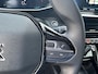 Peugeot 2008 1.2 Turbo 130 PK Allure Pack | Trekhaak 1200 KG | Navigatie | 3D Virtual Cockpit | Stoelverwarming | LED Verlichting | Half Lederen Bekleding | Keyless Start | Climate Control | Cruise Control | 17 Inch Lichtmetalen Velgen |