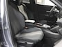Peugeot 2008 1.2 Hybrid 145PK GT | 1ste eigenaar | AppleCarPlay/AndroidAuto | Climate Control | Cruise Control | Camera | FULL LED | LMV | Parkeersensoren | Privacy Glass | Isofix | Two-Tone | Sfeerverlichting |