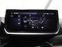 Peugeot 2008 1.2 Hybrid 145PK GT | 1ste eigenaar | AppleCarPlay/AndroidAuto | Climate Control | Cruise Control | Camera | FULL LED | LMV | Parkeersensoren | Privacy Glass | Isofix | Two-Tone | Sfeerverlichting |