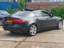 Jaguar XE 2.0 Turbo (240 pk) Prestige | Storm Grey | Panorama | Meridian | Cold Climate Pack