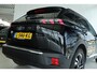 Peugeot e-2008 EV Allure Pack 50 kWh | Cruise Control | Stoelverwarming | Camera | Navigatie | Climate Control | Carplay | LED
