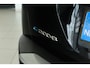 Peugeot e-2008 EV Allure Pack 50 kWh | Cruise Control | Stoelverwarming | Camera | Navigatie | Climate Control | Carplay | LED
