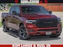 Dodge Ram DELMONICO | LIMITED NIGHT 5.7 V8 | BOM VOL | HUD | LUCHTVERING | MEEST LUXE DUBBELE CABINE | 5 PERSOONS | ROYALE STOELEN MET LUXE BEKLEDING | DC | GRIJSKENTEKEN | Z.G.A.N | EERSTE EIGENAAR | ORIGINELE NEDERLANDSE AUTO |