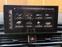 Audi A4 Avant 35 TFSI S edition Competition Automaat | Navigatiesysteem | Elektrisch inklapbare spiegels | Afgevlakt stuurwiel | LED verlichting | Daytonagrijs lak | Apple CarPlay/Android Auto | Getint glas | Parkeersensoren voor en achter