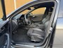 Audi A4 Avant 35 TFSI S edition Competition Automaat | Navigatiesysteem | Elektrisch inklapbare spiegels | Afgevlakt stuurwiel | LED verlichting | Daytonagrijs lak | Apple CarPlay/Android Auto | Getint glas | Parkeersensoren voor en achter