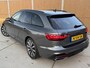Audi A4 Avant 35 TFSI S edition Competition Automaat | Navigatiesysteem | Elektrisch inklapbare spiegels | Afgevlakt stuurwiel | LED verlichting | Daytonagrijs lak | Apple CarPlay/Android Auto | Getint glas | Parkeersensoren voor en achter