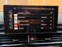 Audi A4 Avant 35 TFSI S edition Competition Automaat | Navigatiesysteem | Elektrisch inklapbare spiegels | Afgevlakt stuurwiel | LED verlichting | Daytonagrijs lak | Apple CarPlay/Android Auto | Getint glas | Parkeersensoren voor en achter