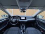 Skoda Octavia Combi 1.5 TSI First Edition Trekhaak | Stoelverwarming | Apple CarPlay/Android Auto | Matrix LED | Climate control | Cruise control | Elektrisch bedienbare kofferklep | Keyless | Parkeersensoren voor en achter