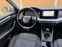 Skoda Octavia Combi 1.5 TSI First Edition Trekhaak | Stoelverwarming | Apple CarPlay/Android Auto | Matrix LED | Climate control | Cruise control | Elektrisch bedienbare kofferklep | Keyless | Parkeersensoren voor en achter