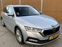 Skoda Octavia Combi 1.5 TSI First Edition Trekhaak | Stoelverwarming | Apple CarPlay/Android Auto | Matrix LED | Climate control | Cruise control | Elektrisch bedienbare kofferklep | Keyless | Parkeersensoren voor en achter