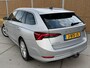 Skoda Octavia Combi 1.5 TSI First Edition Trekhaak | Stoelverwarming | Apple CarPlay/Android Auto | Matrix LED | Climate control | Cruise control | Elektrisch bedienbare kofferklep | Keyless | Parkeersensoren voor en achter