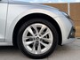 Skoda Octavia Combi 1.5 TSI First Edition Trekhaak | Stoelverwarming | Apple CarPlay/Android Auto | Matrix LED | Climate control | Cruise control | Elektrisch bedienbare kofferklep | Keyless | Parkeersensoren voor en achter