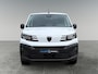 Peugeot e-Partner L1 50 kWh 136pk | 8 jaar garantie | 0% financial lease | 3-zits | Houten afwerking laadruimte | Multimedia | Draadloze Apple Carplay en Android Auto | NAVI | Parkeersensoren voor en achter | Achteruitrijcamera | Dode hoek detectie | Mistlampen | Licht- en regensensor | Automatische verlichting | Stuurwielbediening | Digital cockpit | Bestuurdersstoel comfort | van €31.465 voor €27.450 ex. BTW rijklaar