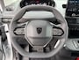 Peugeot e-Partner L1 50 kWh 136pk | 8 jaar garantie | 0% financial lease | 3-zits | Houten afwerking laadruimte | Multimedia | Draadloze Apple Carplay en Android Auto | NAVI | Parkeersensoren voor en achter | Achteruitrijcamera | Dode hoek detectie | Mistlampen | Licht- en regensensor | Automatische verlichting | Stuurwielbediening | Digital cockpit | Bestuurdersstoel comfort | van €31.465 voor €27.450 ex. BTW rijklaar